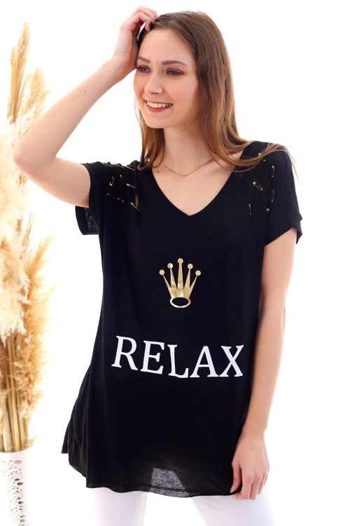 Siyah V Yaka Baskılı Omuzları Aksesuarlı Oversize Tişört CO-2520050509