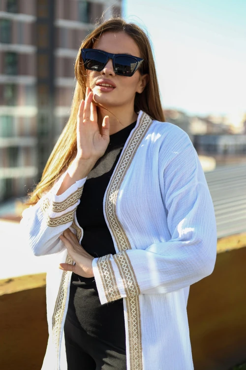 Beyaz Mevsimlik Rahat Kesim Hafif Ceket BCBSK-25700-3441