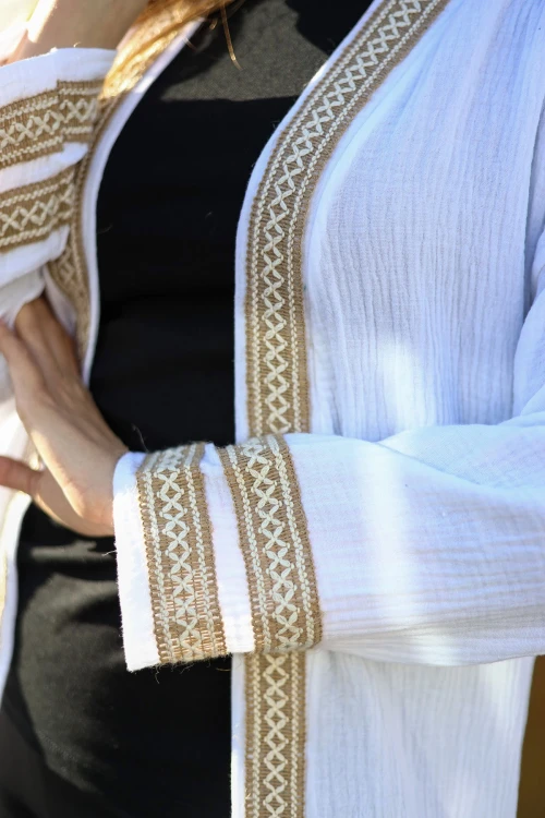 Beyaz Mevsimlik Rahat Kesim Hafif Ceket BCBSK-25700-3441