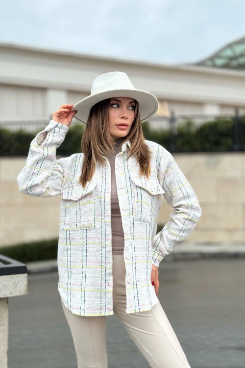 Beyaz Uzun Kollu Oversize Düğmeli Gömlek BCBSK-25700-3498