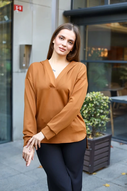 Kahve V Yaka Kapüşonlu Arkası Uzun Scuba Salaş Sweatshirt BCBSK-25700-3506