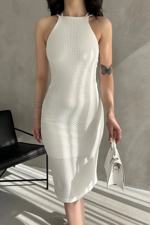 Krem Halter Yaka Sırtı Çapraz Bant Detaylı Triko Elbise BCDF-241067