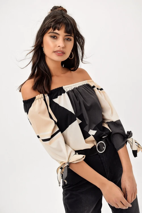 Krem Omzu Açık Desenli Bluz BCBSK-25700-H5013