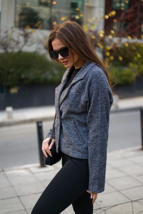 Siyah Düğmeli Kısa Mevsimlik Ceket BCBSK-25700-3529