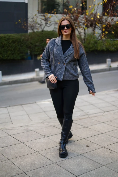 Siyah Düğmeli Kısa Mevsimlik Ceket BCBSK-25700-3529