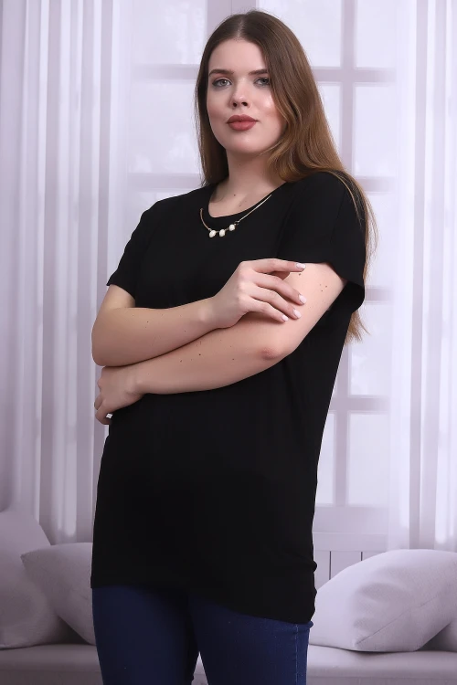 Siyah Yaka Taş Aksesuarlı Kısa Kol Büyük Beden Bluz CO-25B21399901