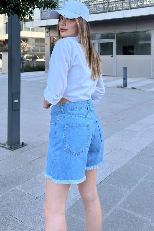 Açık Mavi Paçası Püsküllü Yırtıklı Kot Şort BCBSK-25700-KT-0050