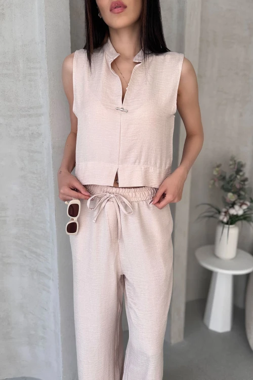 Bej Aerobin Keten Hakim Yaka Aksesuarlı Bluz Ve Pantolon Alt Üst Takım BCDF-25S1008