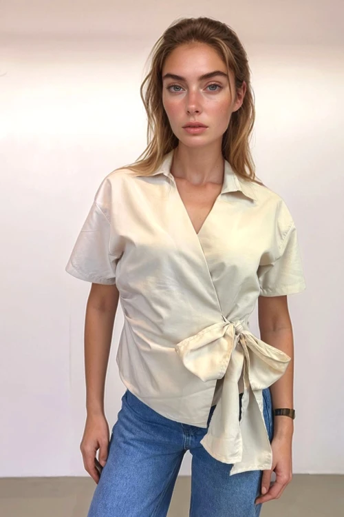 Bej Kısa Kol Kruvaze Kapama Detaylı Önü Bağlamalı Poplin Bluz BCDF-2520000