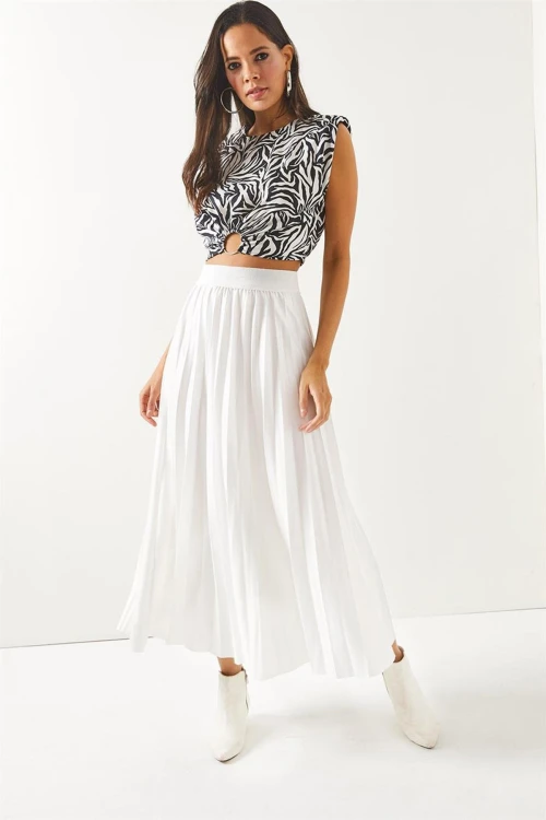 Beyaz Pileli Saten Yüzey Uzun Etek BCBSK-25700-K7605