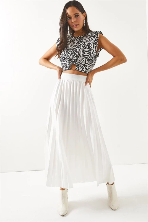 Beyaz Pileli Saten Yüzey Uzun Etek BCBSK-25700-K7605