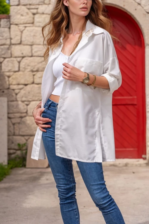 Beyaz Poplin Yanı Yırtmaçlı Oversize Uzun Gömlek BCBSK-25700-3518