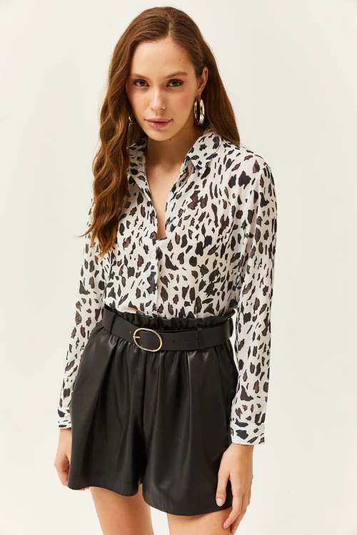 Beyaz Uzun Kollu Düğmeli Gömlek BCBSK-25700-K7625