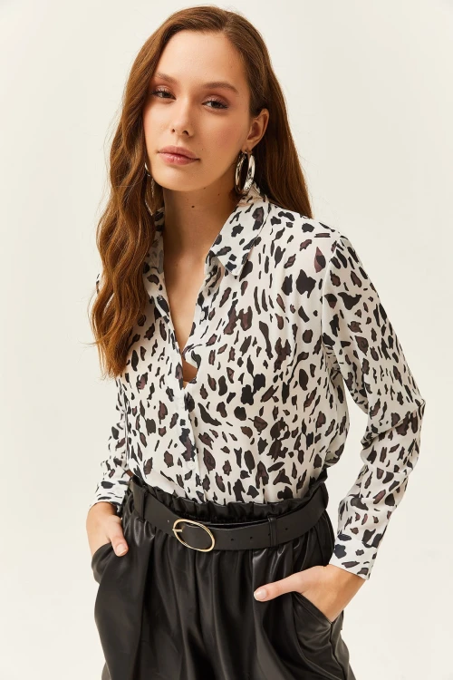 Beyaz Uzun Kollu Düğmeli Gömlek BCBSK-25700-K7625