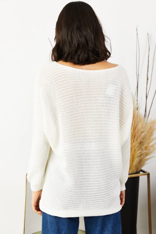 Ekru Geniş Yaka Yarasa Kol Triko Kazak BCBSK-25700-K7555