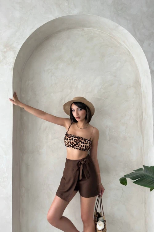 Kahverengi Fiyonklu Önü Parçalı Dokuma Şort Etek BCHN-25255021