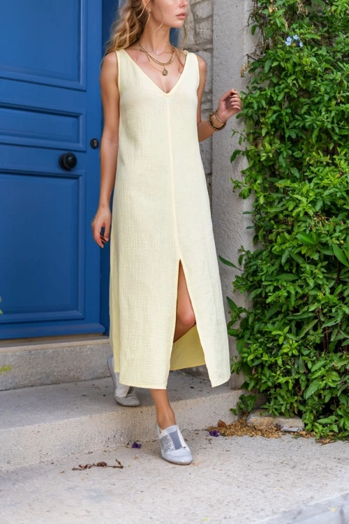 Sarı Müslin V Yaka Önden Yırtmaçlı Uzun Salaş Elbise BCBSK-25700-3419