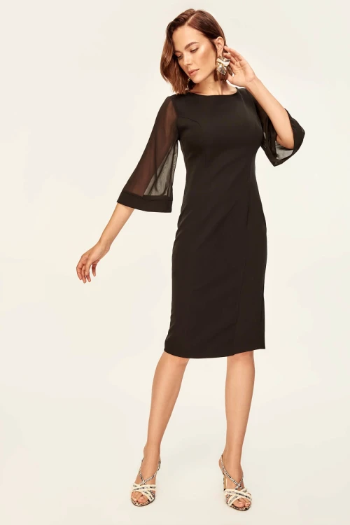 Siyah Bisiklet Yaka Kolları Tül Detaylı Midi Boy Elbise BCBSK-25700-T4006-1730