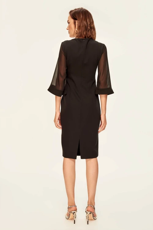 Siyah Bisiklet Yaka Kolları Tül Detaylı Midi Boy Elbise BCBSK-25700-T4006-1730