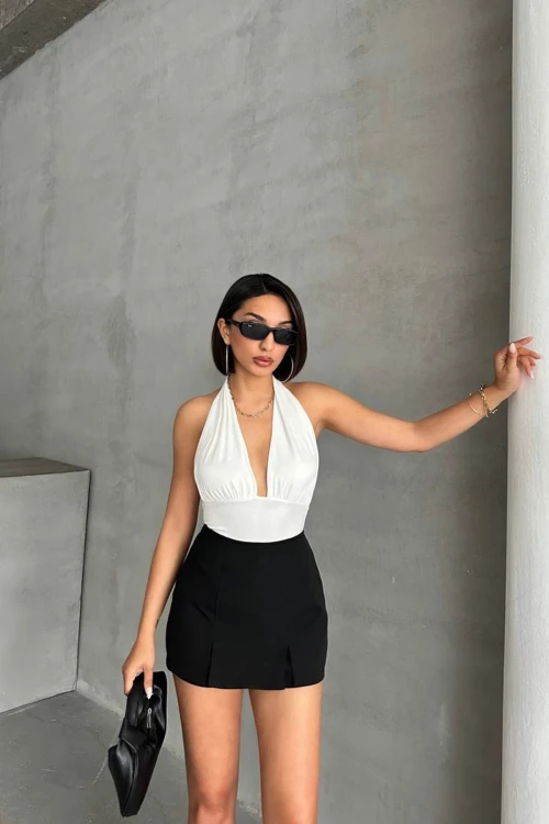 Siyah Çift Yırtmaçlı Şort Etek BCHN-25250364-1