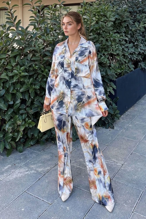 Siyah Ekru Rahat Kesim Desenli İkili Alt Üst Takım BCBSK-25700-3365