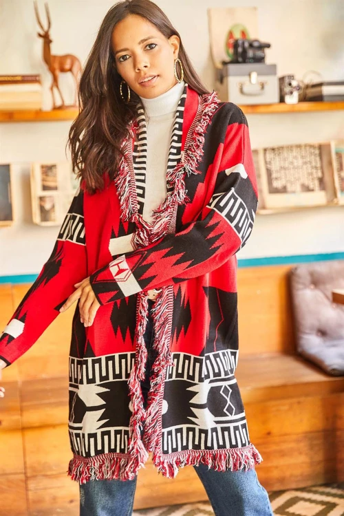 Siyah Kırmızı Püskül Detaylı Triko Hırka BCBSK-25700-K7506