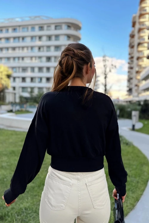 Siyah Kruvaze Düğme Detaylı Bluz BCBSK-25700-3489