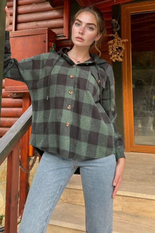 Yeşil Kapüşonlu Oversize Uzun Kollu Gömlek BCBSK-25700-3667
