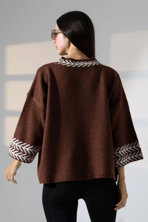 Acı Kahve Bisiklet Yaka Desenli Triko Kazak BCES-252038