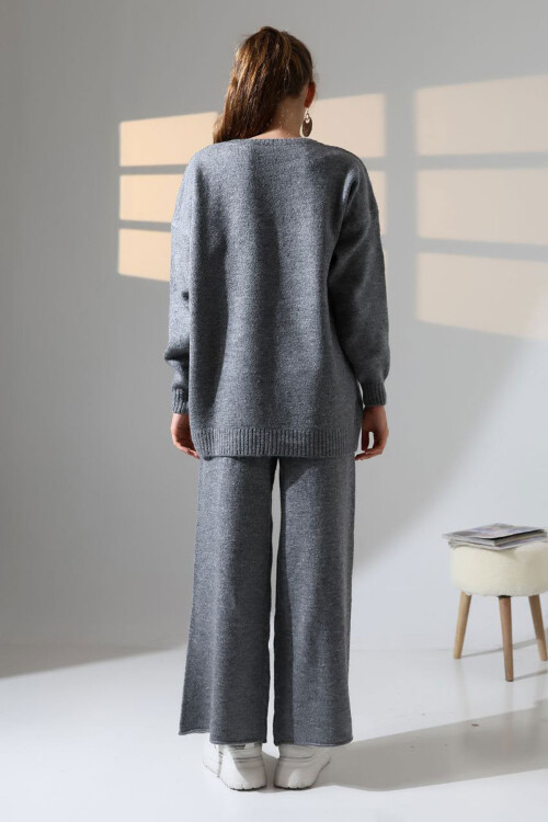 Antrasit Bisiklet Yaka Kazak Ve Geniş Paça Pantolon Alt Üst Triko Takım BCES-252005