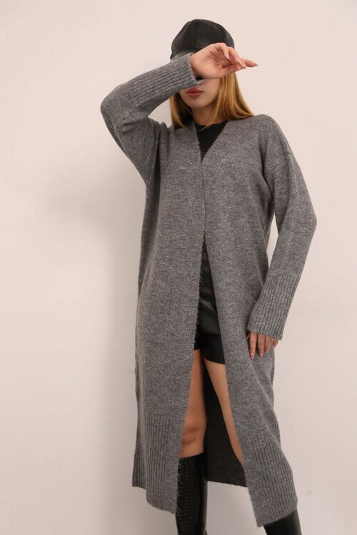 Antrasit Salaş Yumuşak Dokulu Triko Hırka BCES-252009