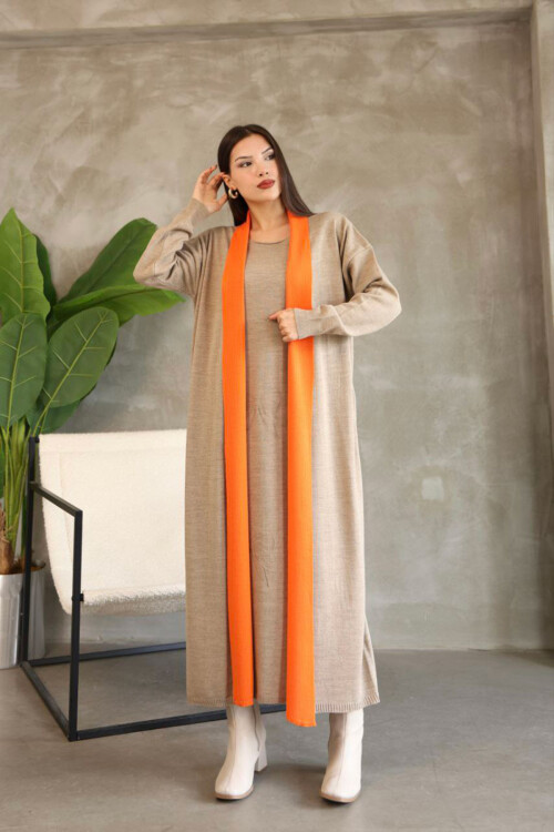 Bej Bisiklet Yaka Elbise Ve Hırka Tesettür Alt Üst Takım BCES-252024