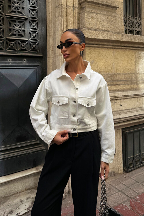 Beyaz Çift Cep Denim Crop Ceket BCDF-255419