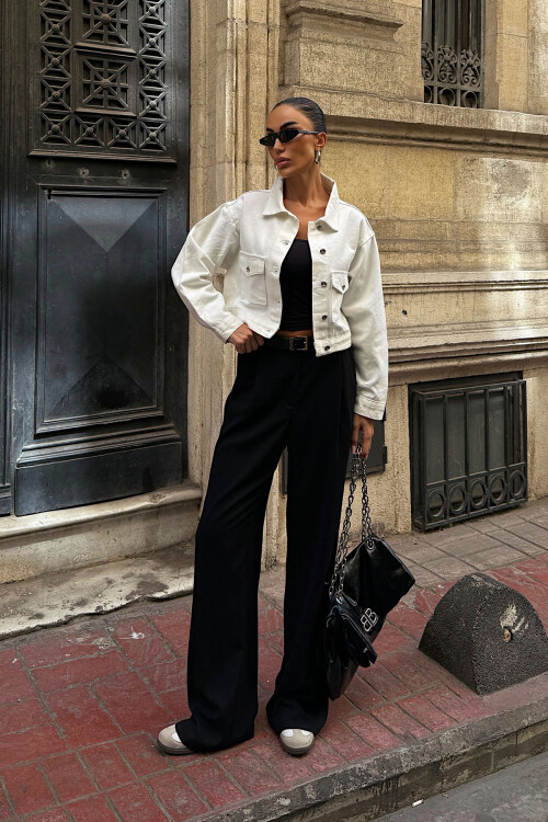 Beyaz Çift Cep Denim Crop Ceket BCDF-255419