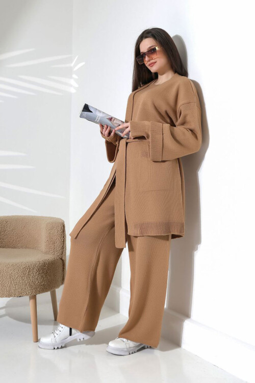Bisküvi Bisiklet Yaka Bluz, Hırka Ve Pantolon 3 Lü Triko Takım BCES-252041