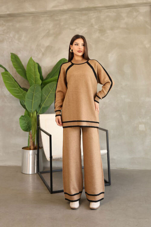 Bisküvi Çizgi Detaylı Bisiklet Yaka Tunik Ve Geniş Paça Triko Alt Üst Takım BCES-252030