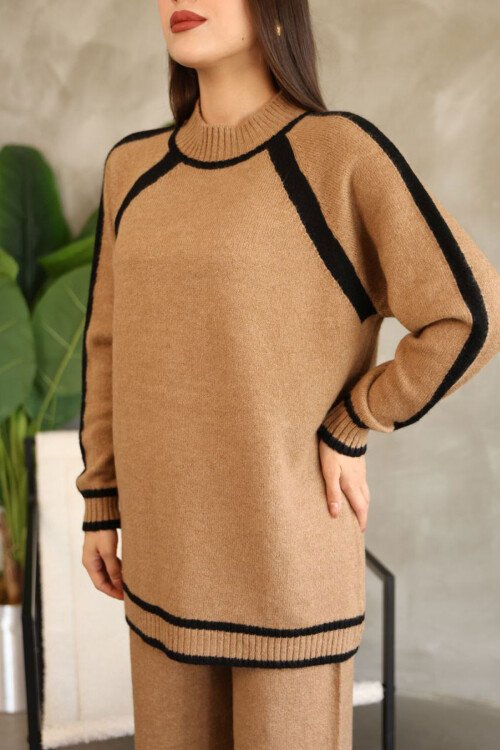 Bisküvi Çizgi Detaylı Bisiklet Yaka Tunik Ve Geniş Paça Triko Alt Üst Takım BCES-252030