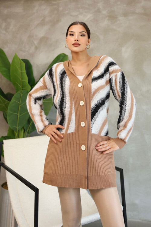 Bisküvi Desenli Düğme Detaylı Triko Hırka BCES-252025