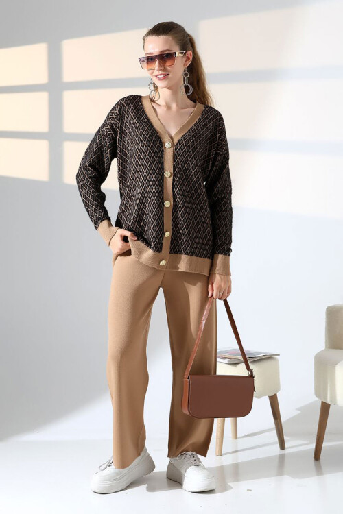 Bisküvi V Yaka Düğmeli Hırka Ve Pantolon Alt Üst Triko Takım BCES-252011