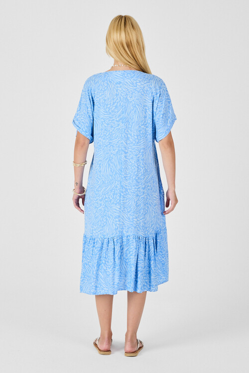 Buz Mavi V Yaka Oversize Kesim Desenli Çift Cepli Volanlı Elbise BCVL-254028