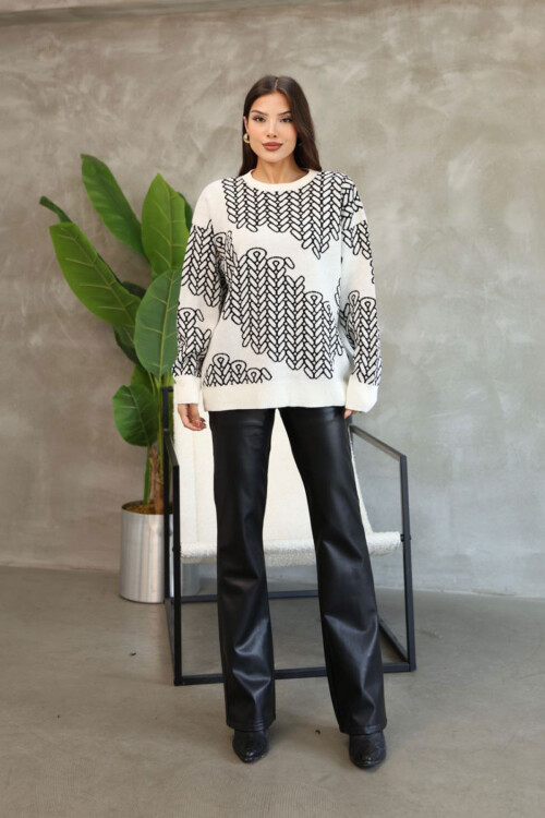 Ekru Bisiklet Yaka Desenli Triko Kazak BCES-252046