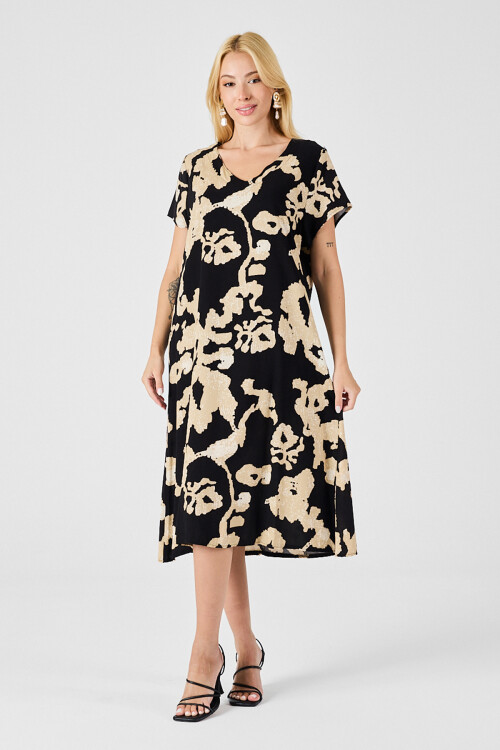 Ekru-Siyah Derin V Yaka Yırtmaçlı Desenli Midi Boy Elbise