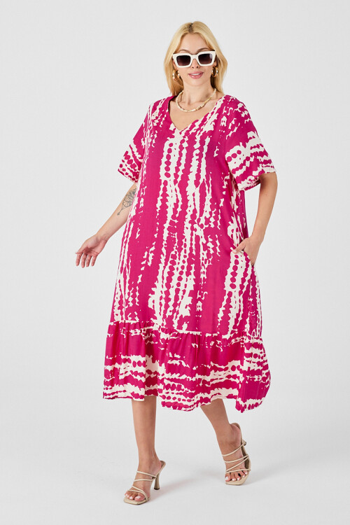 Fuşya Batik Desenli V Yaka Eteği Volanlı Oversize Elbise