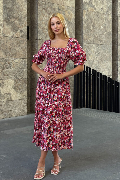 Fuşya Kare Yaka Beli Gipeli Çiçek Desenli Dokuma Yazlık Elbise