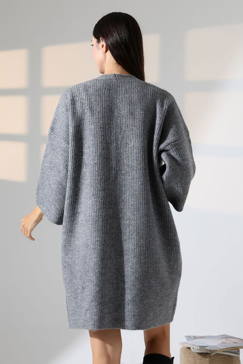 Gri Çift Cepli Yarım Kol Uzun Boy Triko Hırka BCES-252019