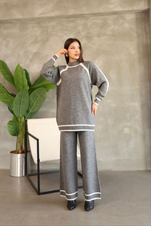 Gri Çizgi Detaylı Bisiklet Yaka Tunik Ve Geniş Paça Triko Alt Üst Takım BCES-252030