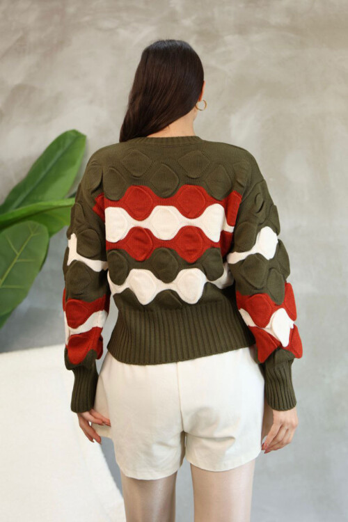 Haki Bisiklet Yaka Kabartma Desenli Triko Kazak BCES-252034