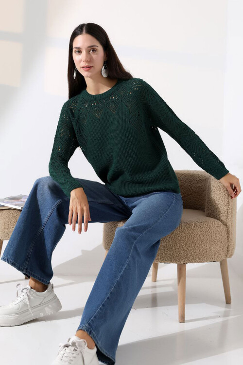 Haki Bisiklet Yaka Motif İşlemeli Triko Kazak BCES-252036