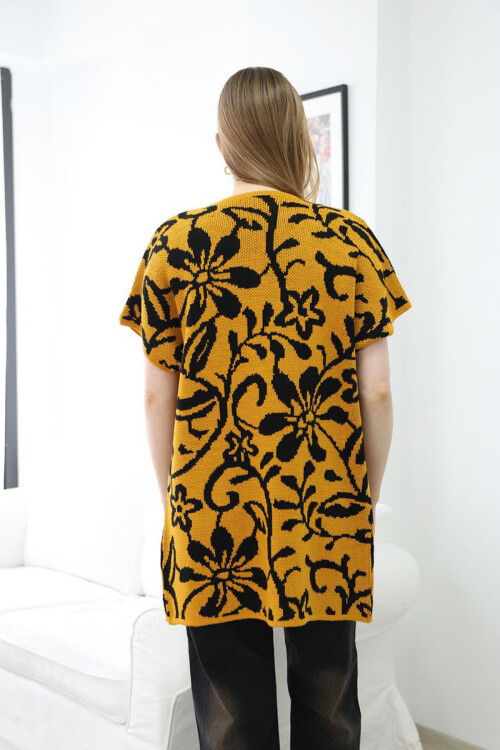 Hardal Yarım Kol Desenli Triko Hırka BCES-252007