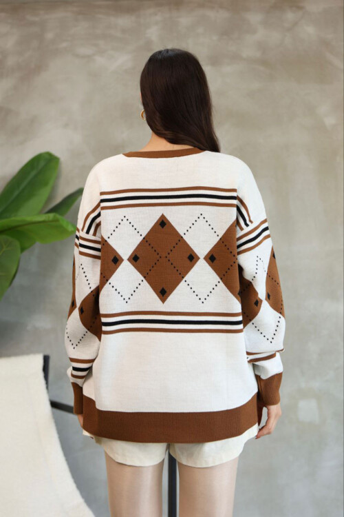 Kahverengi Bisiklet Yaka Desenli Triko Kazak BCES-252015